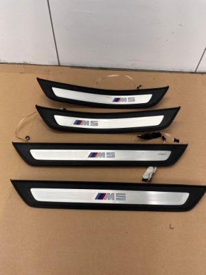 Bmw m5 f90 накладки пороговые фото №1