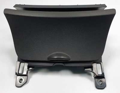 Попільничка роз'єм 12v mazda rx-8 rx8 f151-64626 фото №1