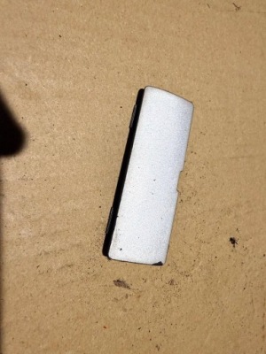 Заглушка рейлінг ліва lh5 hyundai i40 kombi 87237-3z040 фото №1