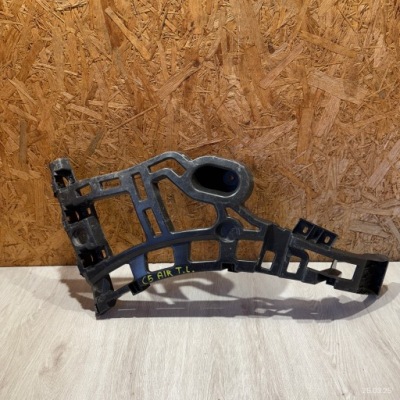 Направляющая бампера задний левый citroen c5 aircross 9833400080 фото №1