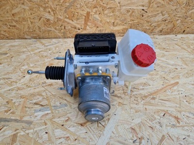 Насос гальмівна bmw 5 g60 g61 фото №1