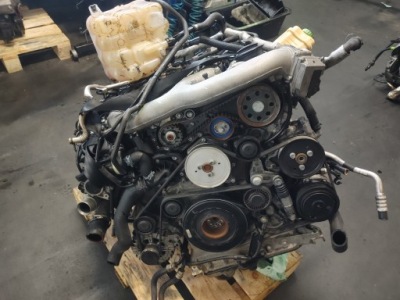 Двигун audi q7 3.0 tdi cas casa без  картера масляний фото №1