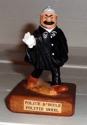 Police D'Uccle - figurka francuskiego policjanta.