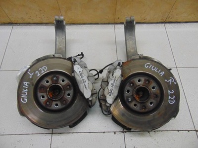 Поворотний кулак ліва права alfa romeo giulia 2.2d фото №1