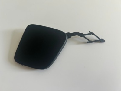 Toyota proace ii 2016-2023 заглушка фаркоп перед оригінал czarna структура фото №1