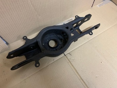 Рычаг нижний левый задняя chevrolet camaro ss 6.2 фото №1