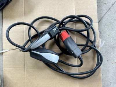 1058220-02-d зарядний пристрій tesla 3фаза 440v. фото №1