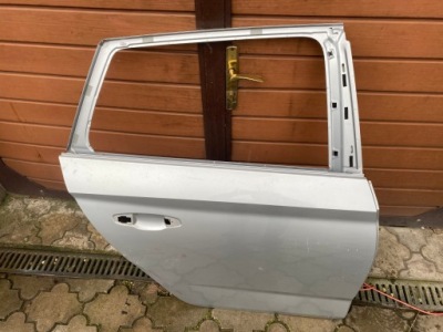 Skoda kamiq двері задні праве фото №1