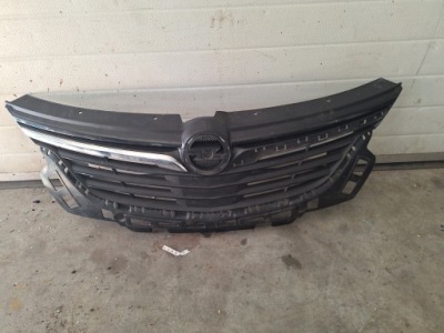 Opel zafira c ii lift решітка радіатора решітка радіатора pod радар 39079789 фото №1