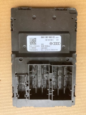 Модуль bcm audi a4 b9 8w1907063cc фото №1