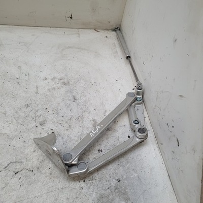 Vw phaeton петля задний крышки фото №1