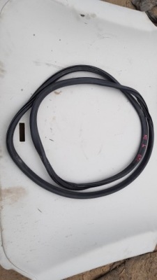 Прокладка дверь левая opel astra j gtc фото №1