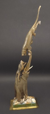 Figurka - rzeźba z kości rogowej; 2334