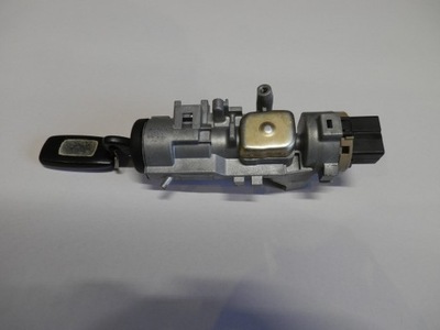 Mazda mpv ii замок запалювання ключ фото №1