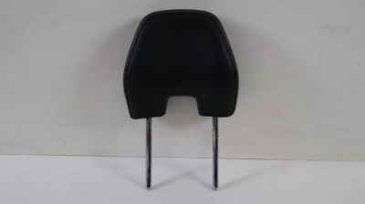 Volvo v40 ii подголовник перед фото №1