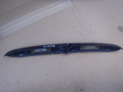 Накладка молдинг кришки задня opel vectra b 90463756 фото №1