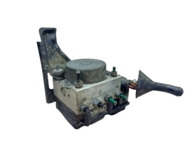 Renault clio iii насос abs 8200559749 0265231804 фото №1