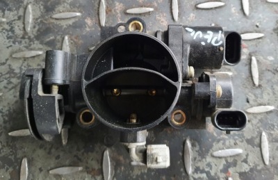 Дросельна заслінка peugeot 306 lift 1.4 фото №1