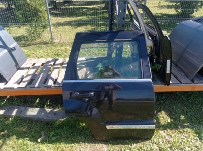 Jeep grand cherokee wk дверь правый задняя фото №1