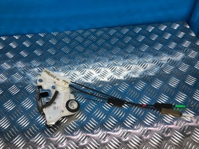 Toyota prius iii замок дверь правый перед 09- фото №1