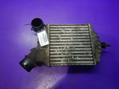 Fiat punto ii 99-03 1,9 jtd 80km інтеркулер фото №1