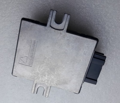 Блок управления насоса топлива bmw 16147834159 55892110 фото №1