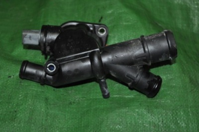 Патрубок труба тройник vw passat cc 03l121132q фото №1