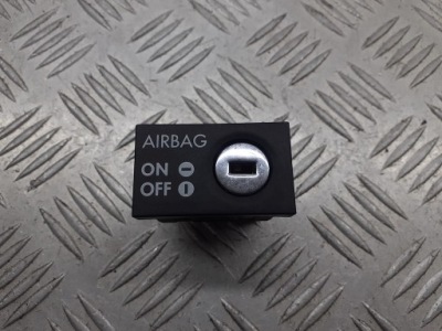 Перемикач подушка безпеки seat toledo ii 1.6 16v 6q0919237 фото №1