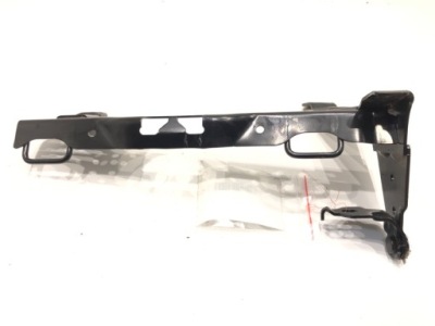 Кронштейн isofix праве toyota yaris iii 10-22 фото №1