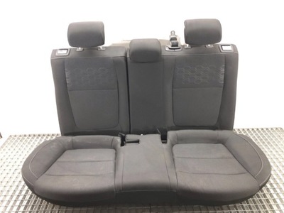 Заднє сидіння drugi ряд kia rio iv хетчбек сидіння середня фото №1