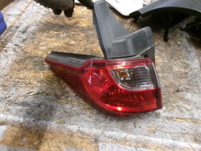 Mazda 5 ii cw 10-15 лампа левая задняя europa фото №1