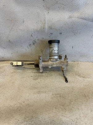 Terrano ii maverick насос помпа сцепления 2,7 td фото №1