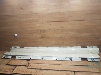 Молдинг захист поріг права mercedes w213 фото №1