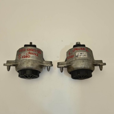 Jaguar xf xe 2.0d кронштейн подушка двигуна фото №1