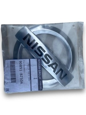 Nissan Qashqai 2010 Emblematy 