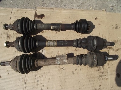 Привідний вал ліва короткий 307 2.0b lift фото №1