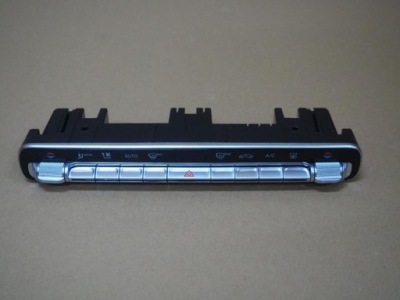 Панель кондиціонера обдув mercedes eqb x243 фото №1