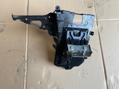 Opel insignia b 1.5b основание аккумулятор 84221669 фото №1