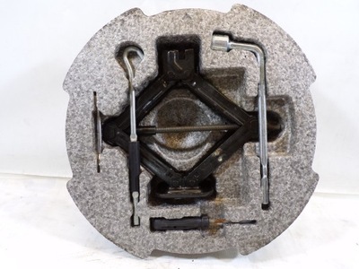 Вкладиш багажника kia cerato фото №1