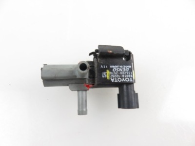 Клапан вакуумa corolla verso e12 136200-2570 фото №1