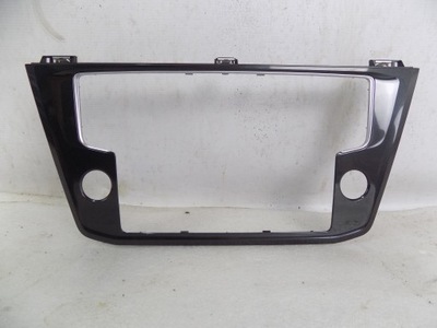 Vw tiguan ii 5na рамка радіо навігації 5na858069c фото №1