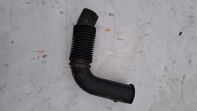 Citroen c1 peugeot 107 toyota aygo hdi шланг труба воздуха 17751-yv010 ! фото №1