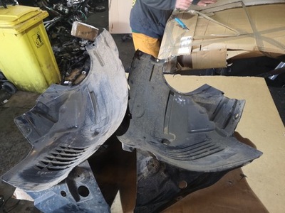 Mercedes cls 218 lift підкрилок передні ліва фото №1