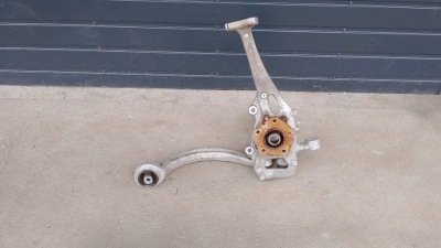 Audi a4 b9 a5 ii поворотний кулак ступиця важелі перед права сторона фото №1