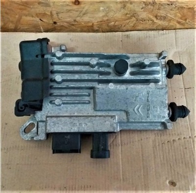 Peugeot 308 ii t9 модуль запуск стоп фото №1