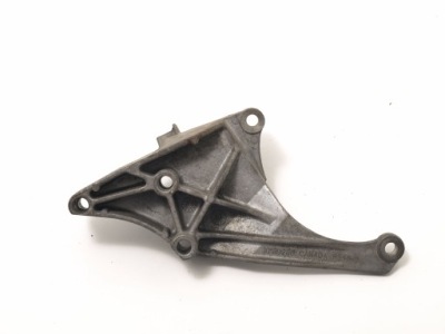 Кронштейн двигуна chevrolet malibu corsica 10189288 фото №1