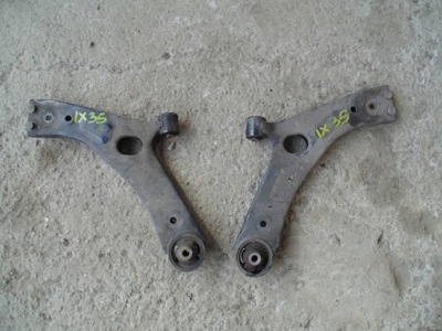 Важіль kompletny правий лівий hyundai ix35 2014 rok. фото №1