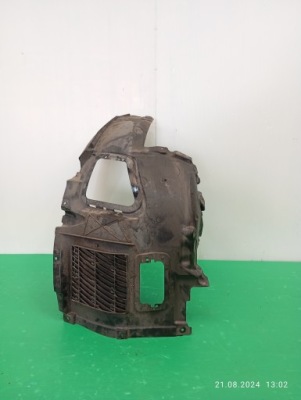 Підкрилок правий перед bmw 5 f10 f11 7186728 фото №1