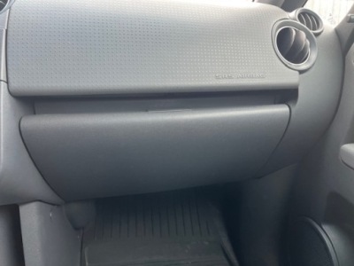 Mitsubishi colt vi z30 бардачок фото №1