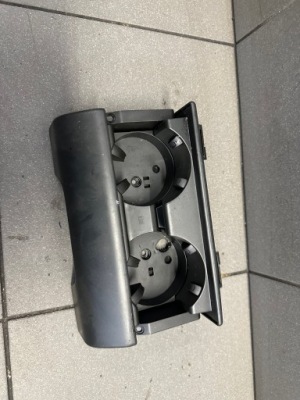 Підсклянник кронштейн na чашки audi a6 a7 c8 фото №1